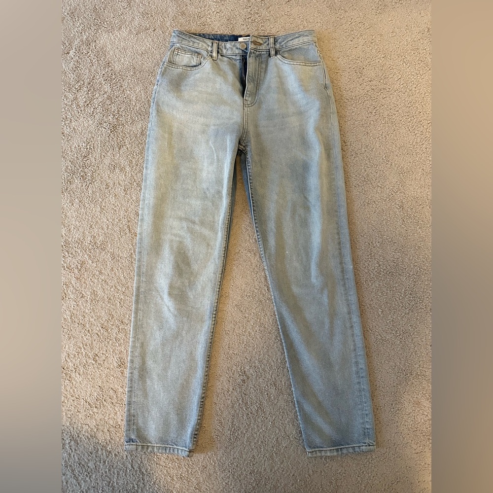 Forever 21 size 27 light wash jeans